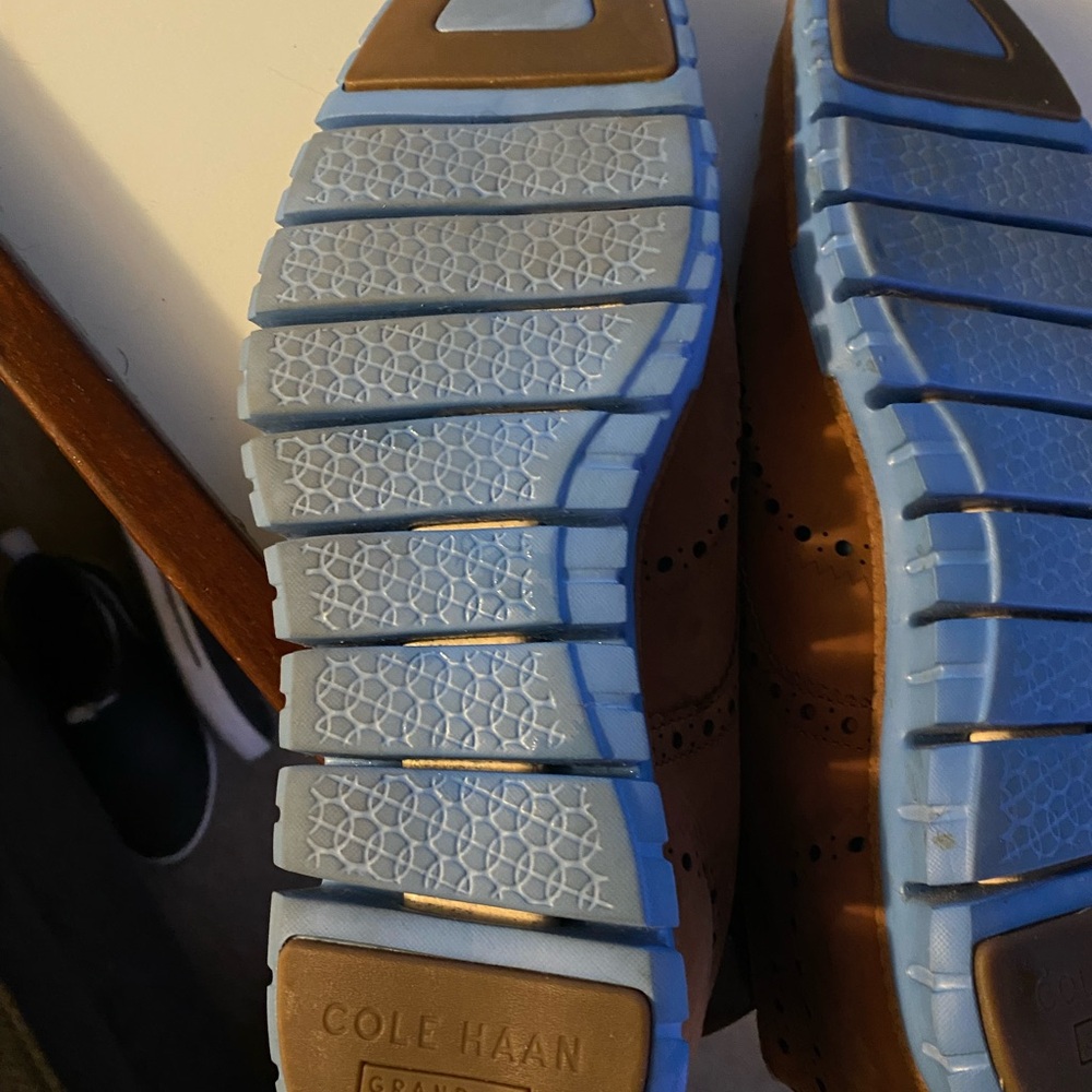 Men's Cole Haan Wingtips - Picture 4 of 5